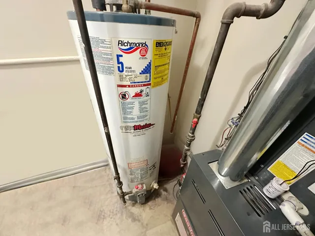 $284,900 | 52 Joyner Court, Lawrence Township, NJ 08648