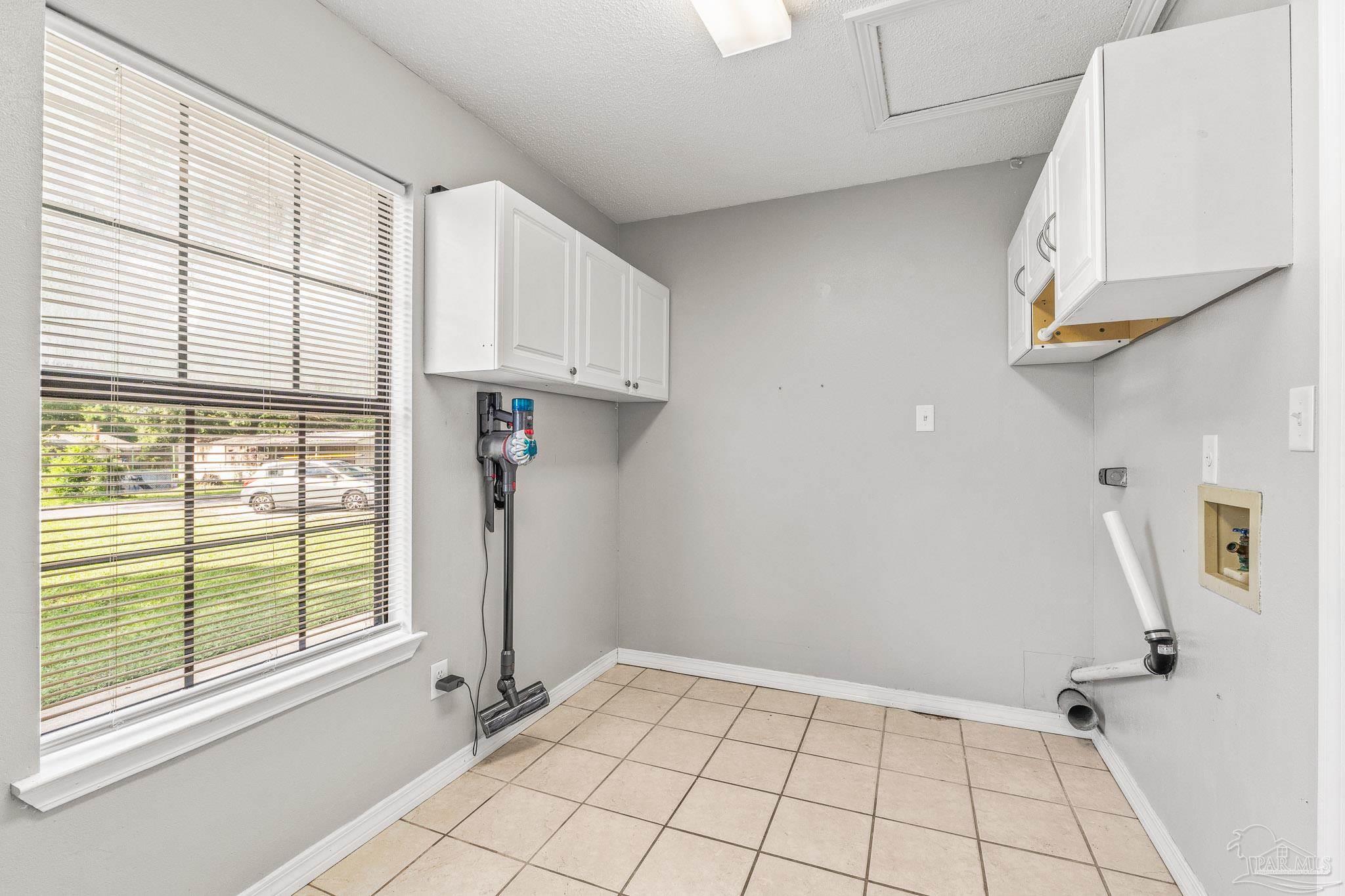 7720 Jansen Road Pensacola, FL 32526 - Photo 8 of 40