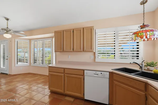 $660,000 | 125 East Blue Eagle Lane, Phoenix, AZ 85086
