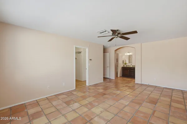 $660,000 | 125 East Blue Eagle Lane, Phoenix, AZ 85086