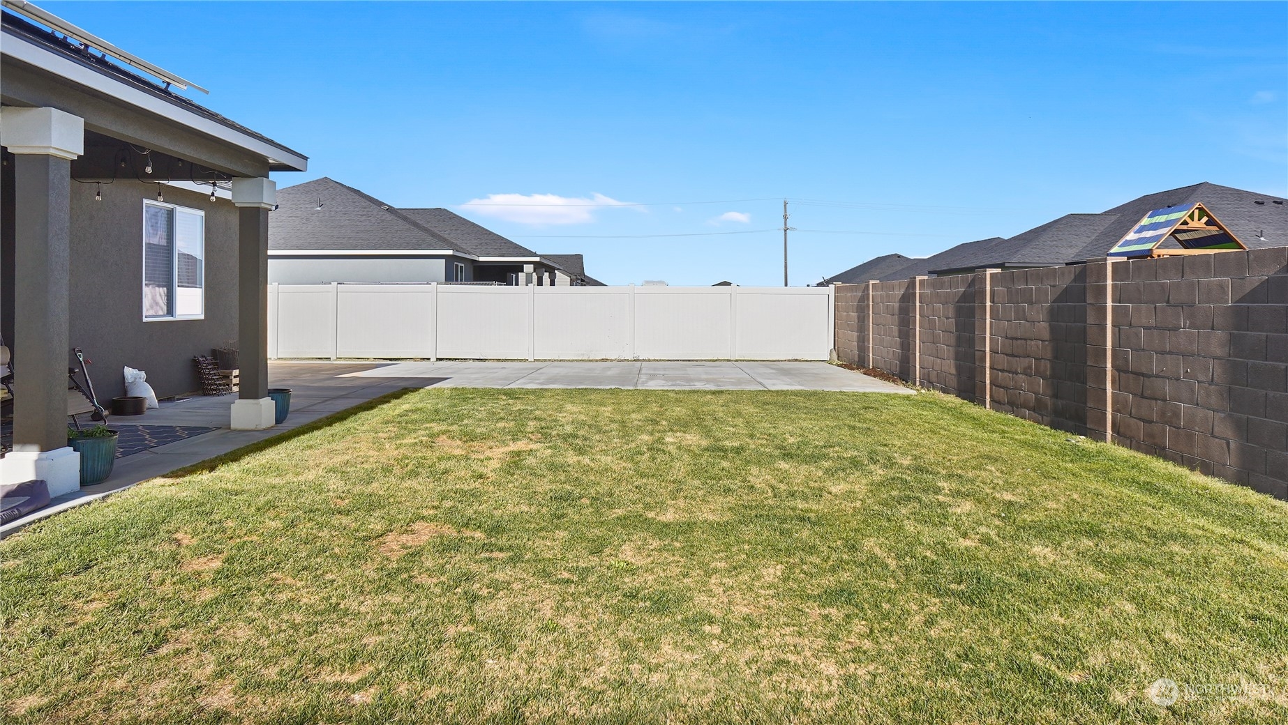 1300 E Mount Othello, WA 99344 - Photo 28 of 36 a view of a backyard of the house