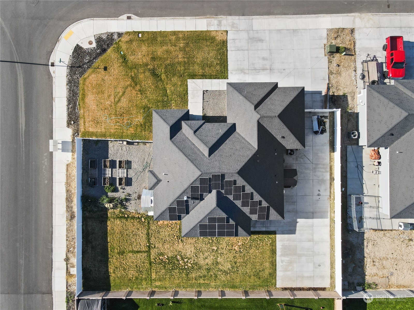 1300 E Mount Othello, WA 99344 - Photo 34 of 36 an aerial view of a house with swimming pool