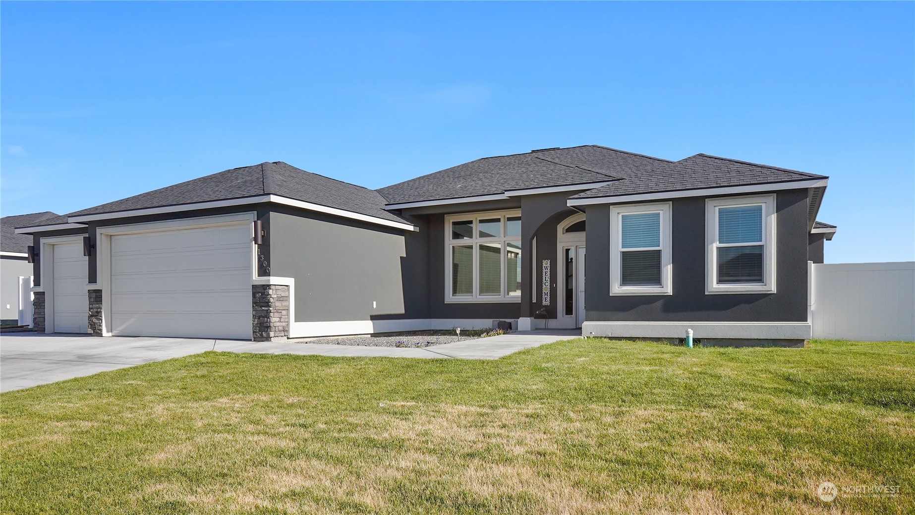 1300 E Mount Othello, WA 99344 - Photo 8 of 36 a house with swimming pool in front of it