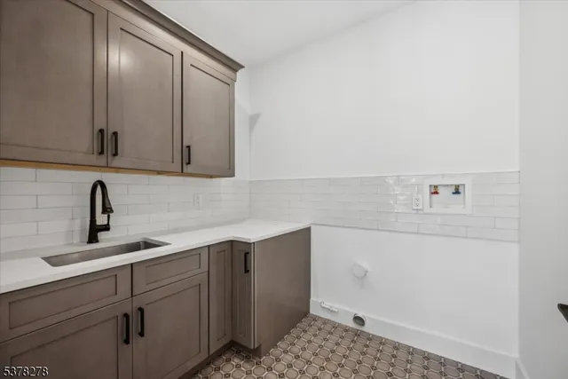 $3,699,000 | 17 Hilltop Terrace, Chatham, NJ 07928