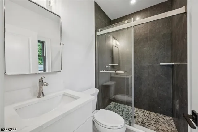 $3,699,000 | 17 Hilltop Terrace, Chatham, NJ 07928