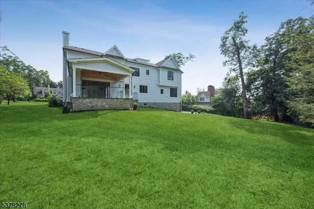 $3,699,000 | 17 Hilltop Terrace, Chatham, NJ 07928