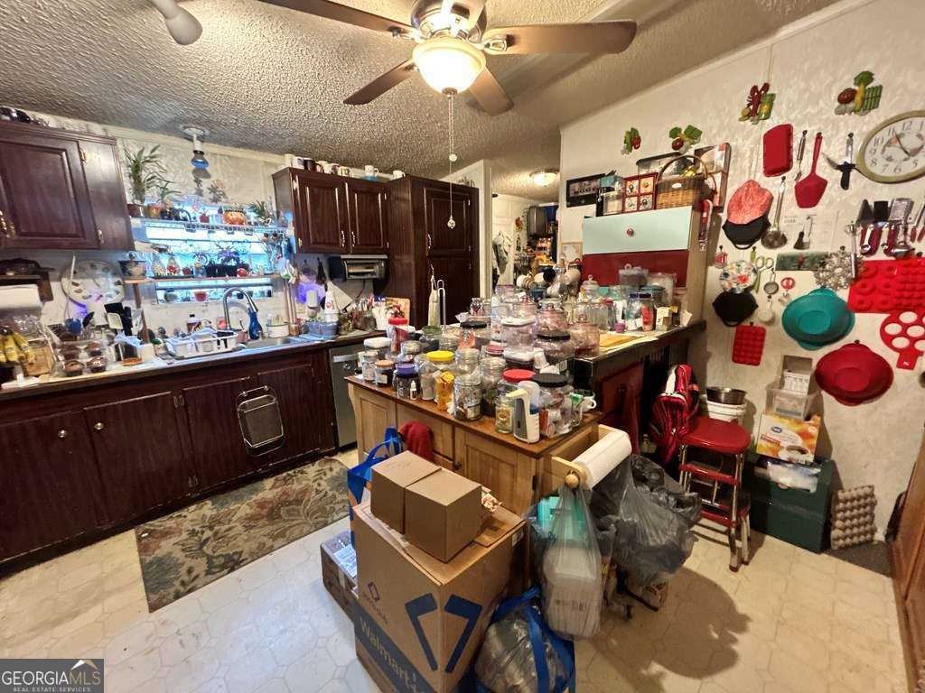 1428 Gleaton Road Warwick, GA 31796 - Photo 6 of 35