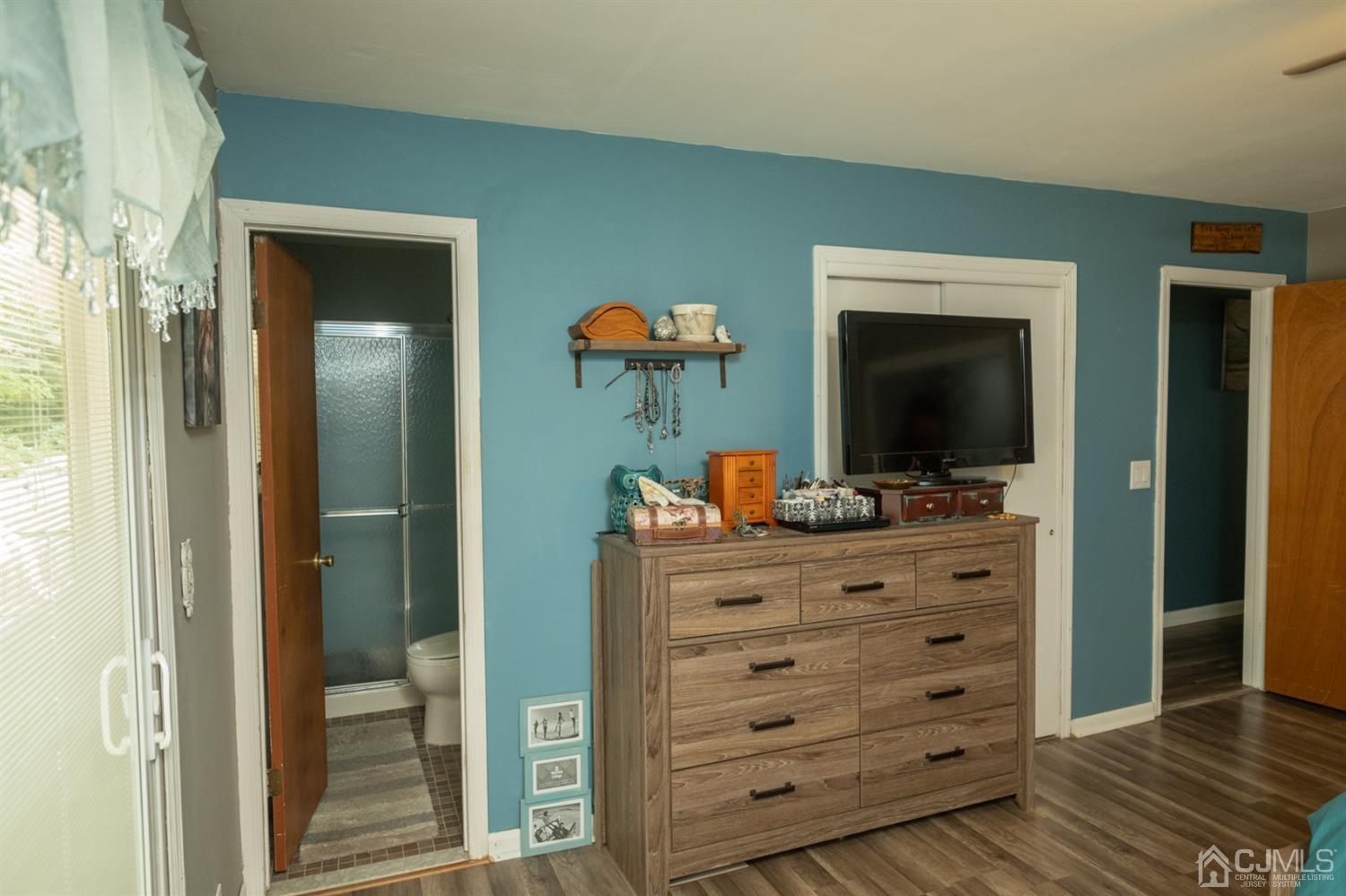 14 Pendleton Place Old Bridge, NJ 08857 - Photo 17 of 48 Master Bedroom (from left to right: bathroom entrance, closet, entrance door off hallway)