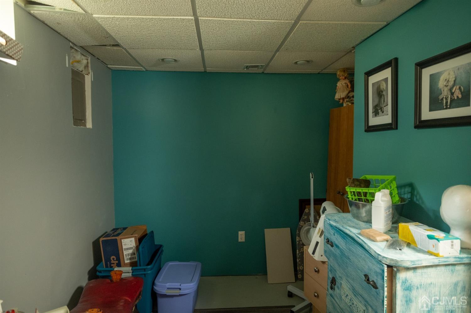 14 Pendleton Place Old Bridge, NJ 08857 - Photo 32 of 48 Basement Craft/Hobby/Office Room