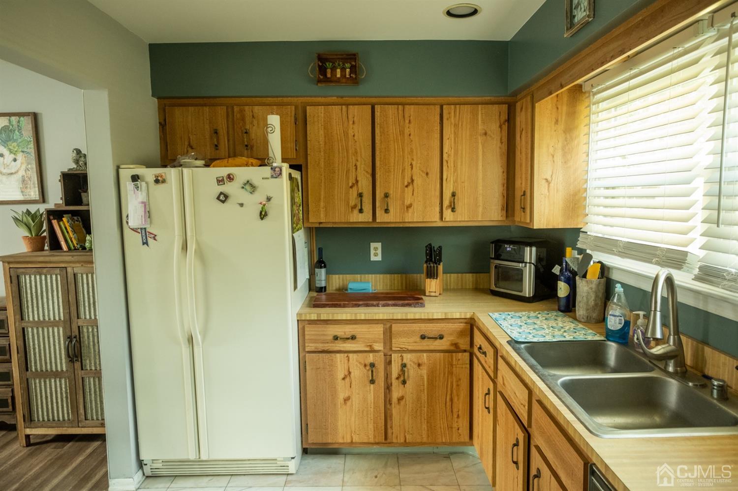 14 Pendleton Place Old Bridge, NJ 08857 - Photo 10 of 48 Kitchen-view from in front of pantry/stove