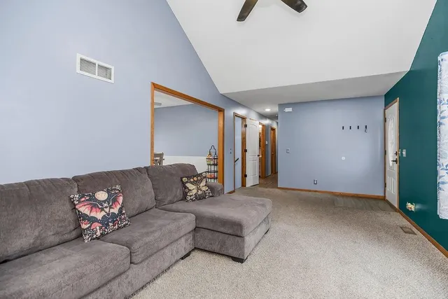 $335,000 | 900 Northeast 194 Terrace, Smithville, MO 64089