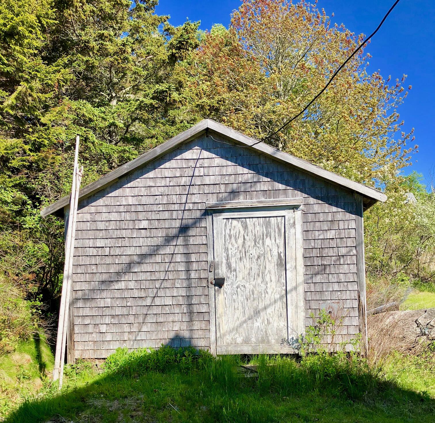26 Tainter Road Swans Island, ME 04685 - Photo 21 of 24 Out building
