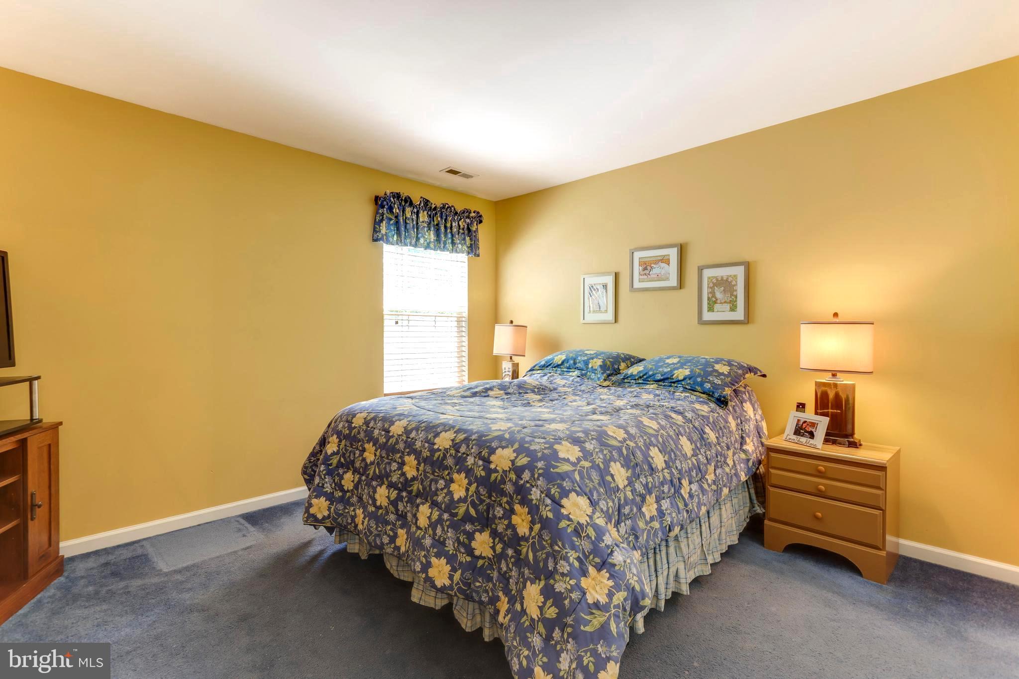 1559 Comanche Road Arnold, MD 21012 - Photo 32 of 44 2nd Bright 'n' Airy Upper Bedroom