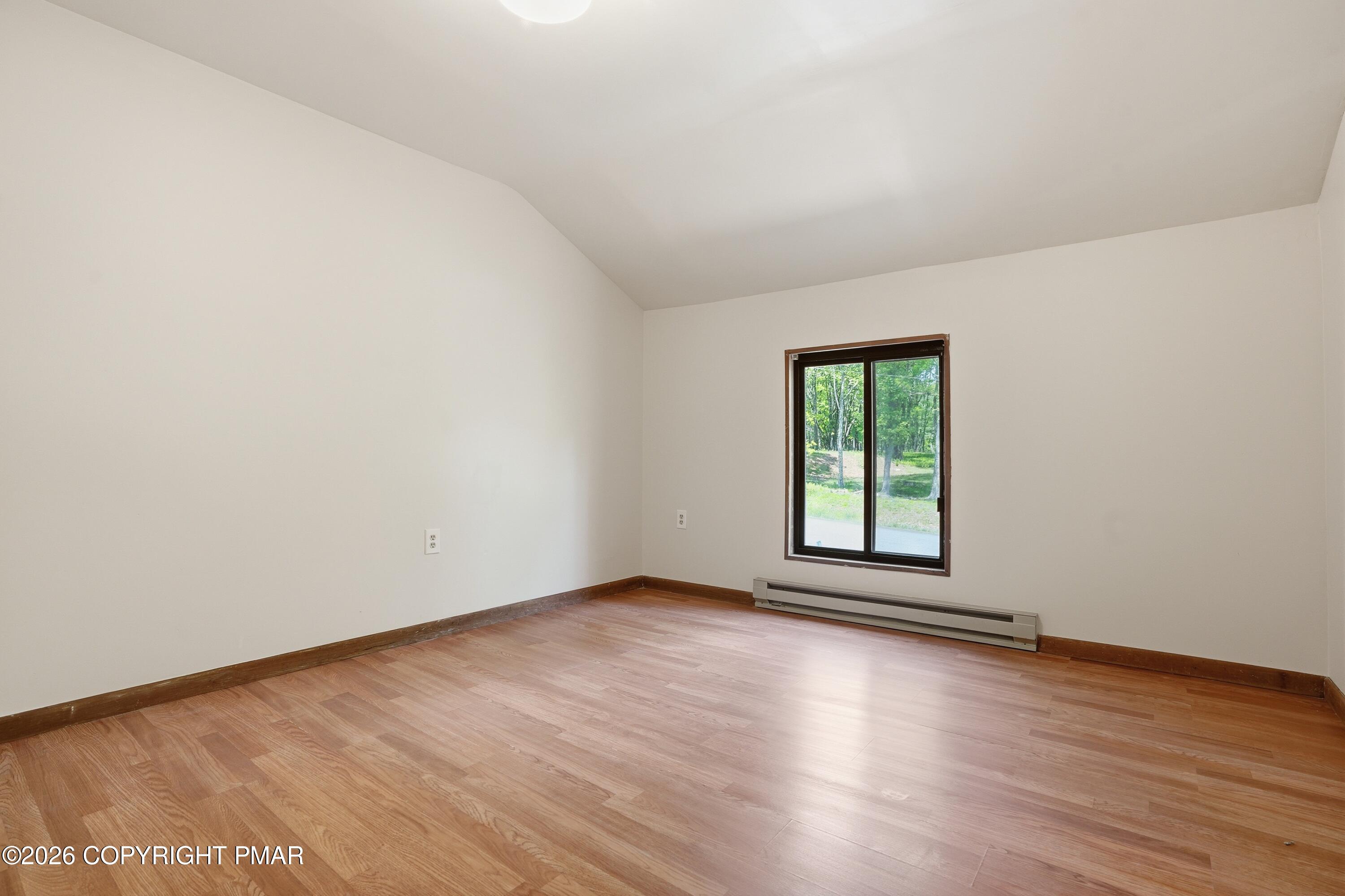 107 Morris Place Bushkill, PA 18324 - Photo 25 of 52 Bedroom