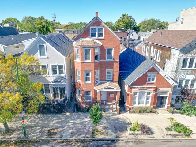 $1,250,000 | 2442 North Ashland Avenue, Chicago, IL 60614