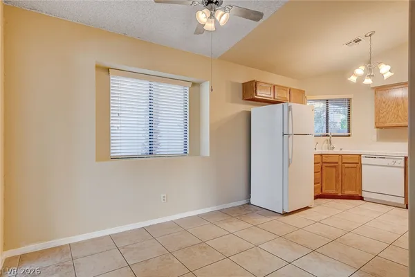 $2,045 | 2837 Autumn Haze Lane, Las Vegas, NV 89117