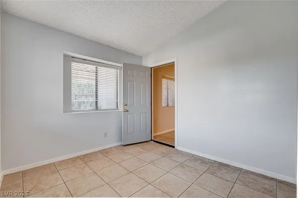 $2,045 | 2837 Autumn Haze Lane, Las Vegas, NV 89117