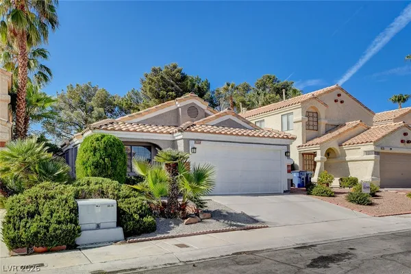 $2,045 | 2837 Autumn Haze Lane, Las Vegas, NV 89117