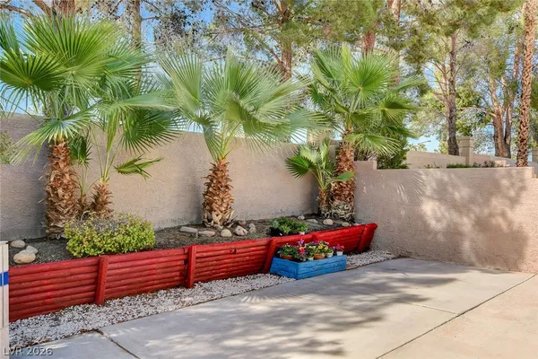 $2,045 | 2837 Autumn Haze Lane, Las Vegas, NV 89117