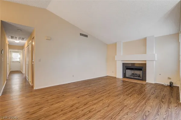 $2,045 | 2837 Autumn Haze Lane, Las Vegas, NV 89117