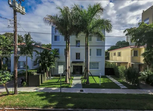 $1,850 | 333 Southwest 30th Road, Unit 1, Miami, FL 33129