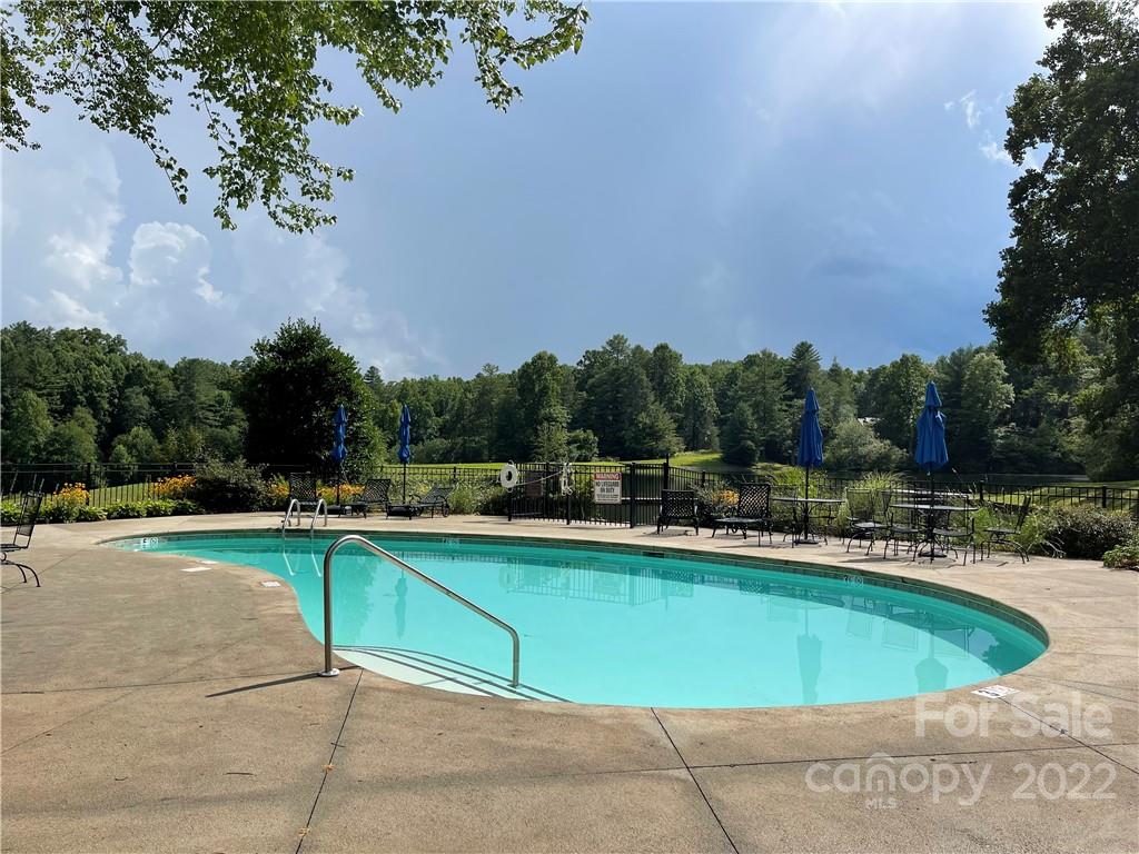 73 Ridgetop Circle, Unit 103 Brevard, NC 28712 - Photo 23 of 26 Gallery Image 23