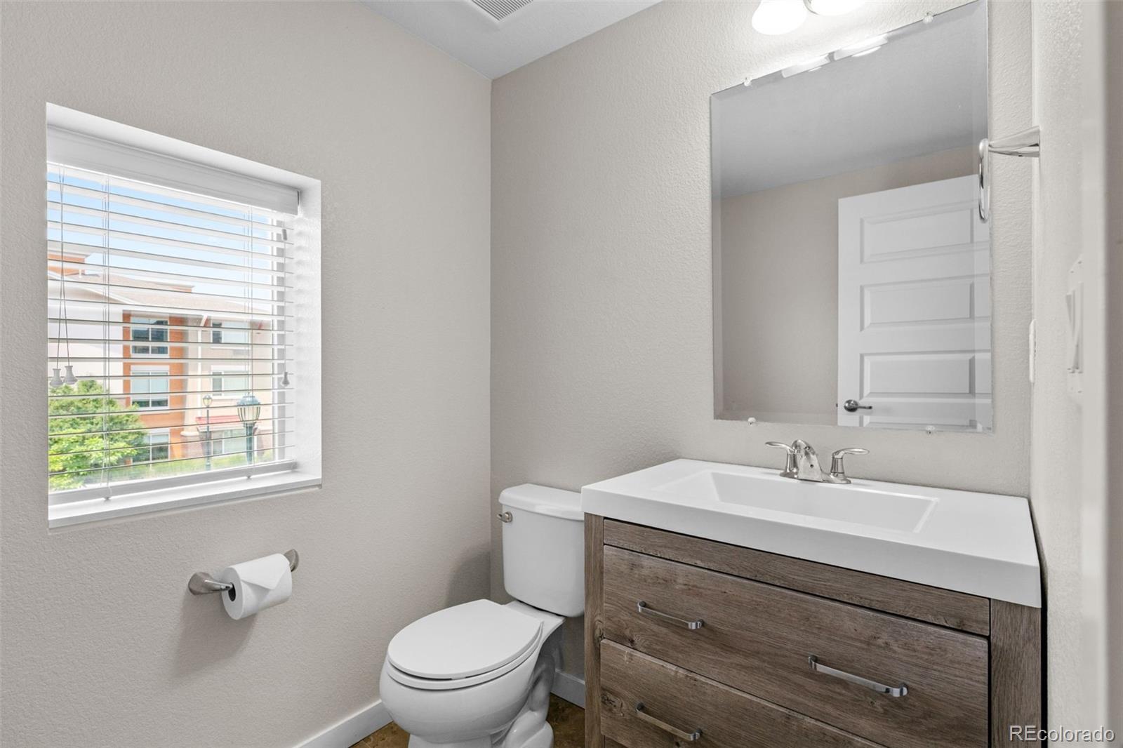 10137 Belvedere Loop Lone Tree, CO 80124 - Photo 21 of 37