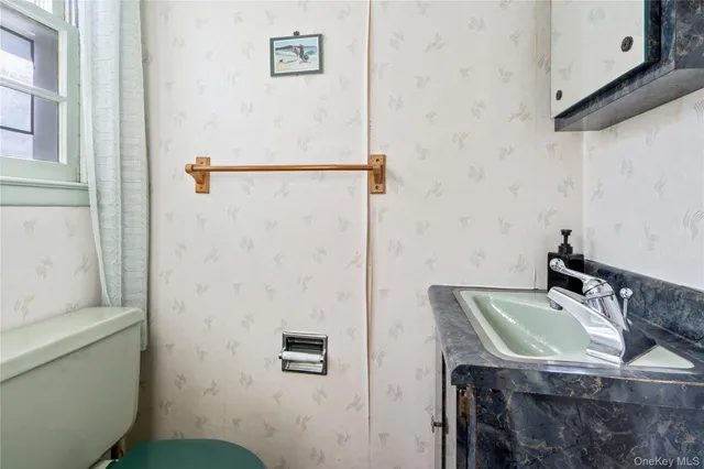 $1,198,000 | 180-44 Grand Central Parkway | Jamaica Estates