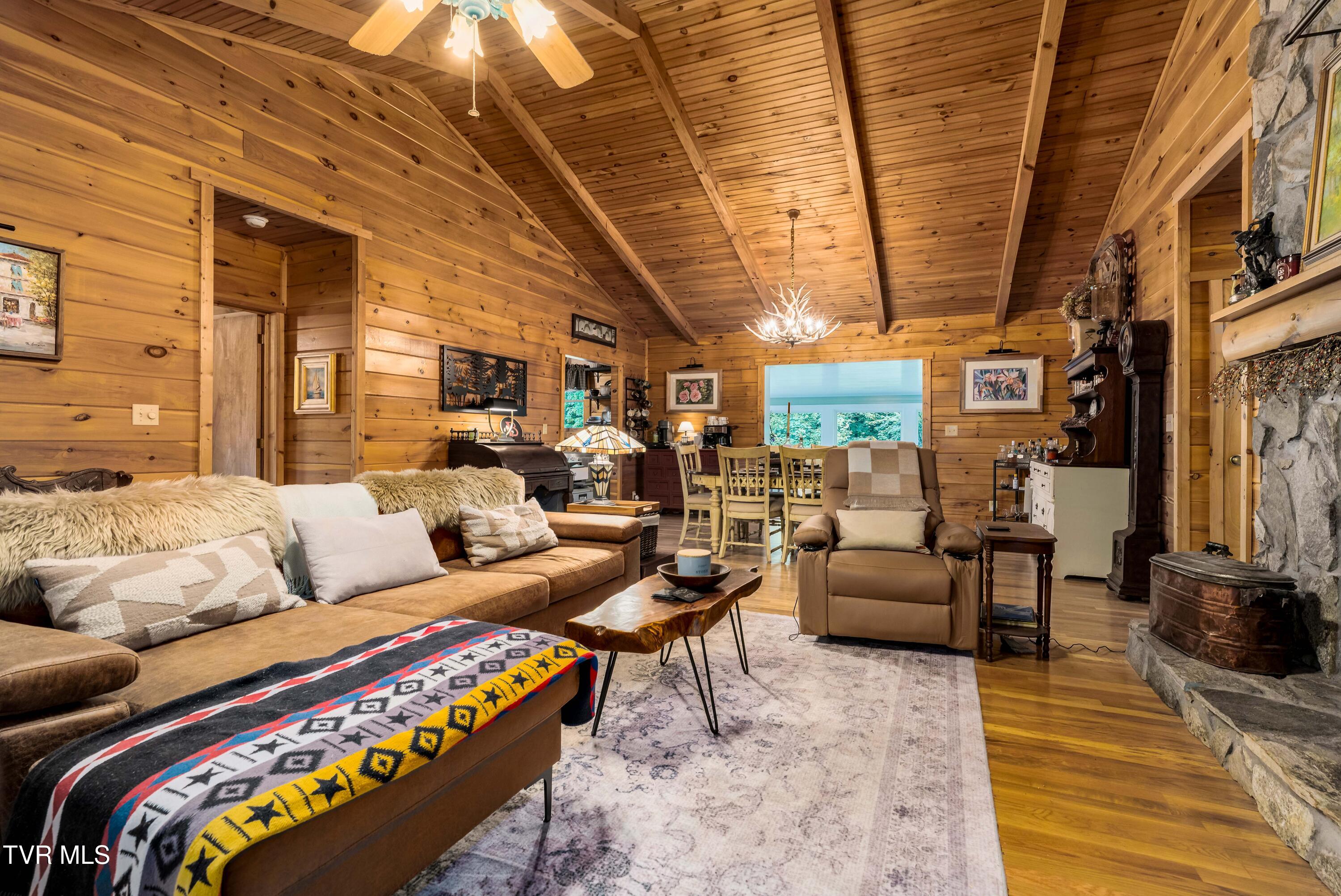 135 Grindstaff Hollow Road Elizabethton, TN 37643 - Photo 26 of 116 135 Grindstaff Hollow (63 of 83)