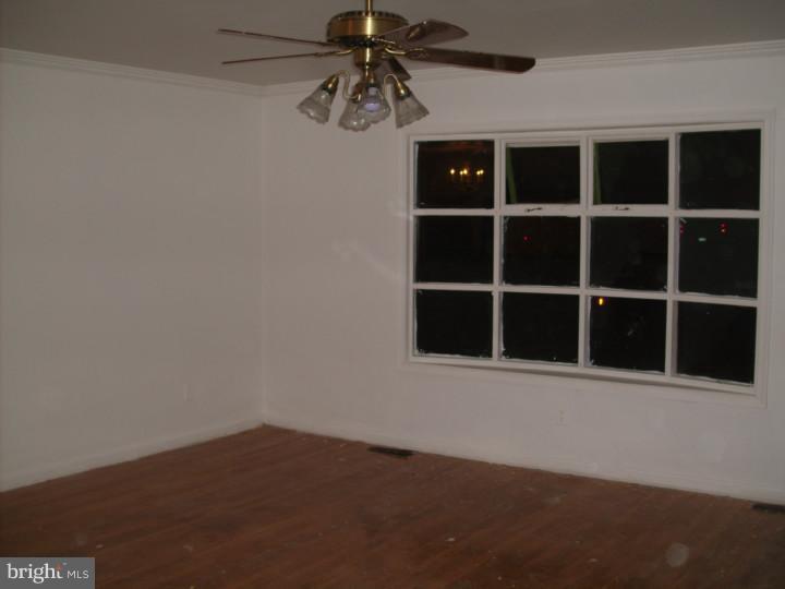 33 Dryden Road New Castle, DE 19720 - Photo 4 of 7 Gallery Image 4