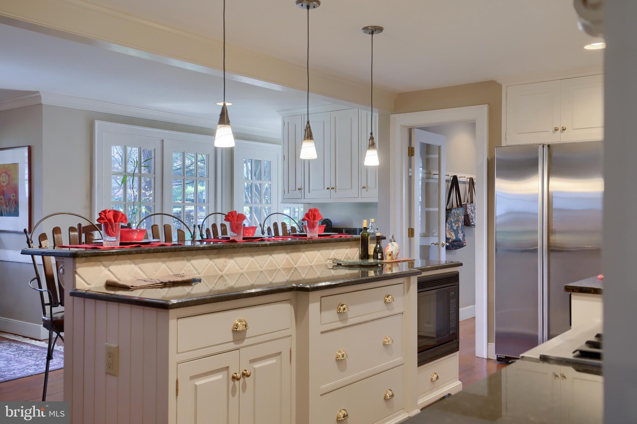 2549 Butter Road Lancaster, PA 17601 - Photo 12 of 38