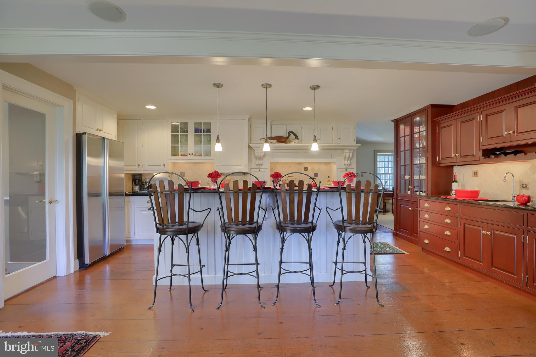 2549 Butter Road Lancaster, PA 17601 - Photo 3 of 38