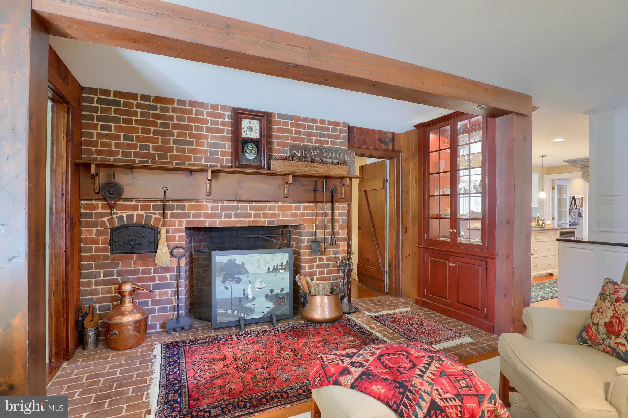 2549 Butter Road Lancaster, PA 17601 - Photo 4 of 38