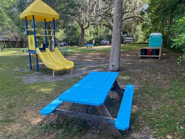 $84,900 | 404 Grove Street, Melrose, FL 32666