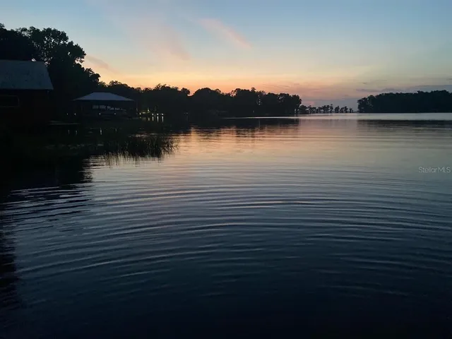 $99,900 | 404 Grove Street, Melrose, FL 32666