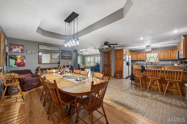 $429,999 | 23856 Dove Road, Lebanon, MO 65536