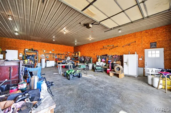 $429,999 | 23856 Dove Road, Lebanon, MO 65536