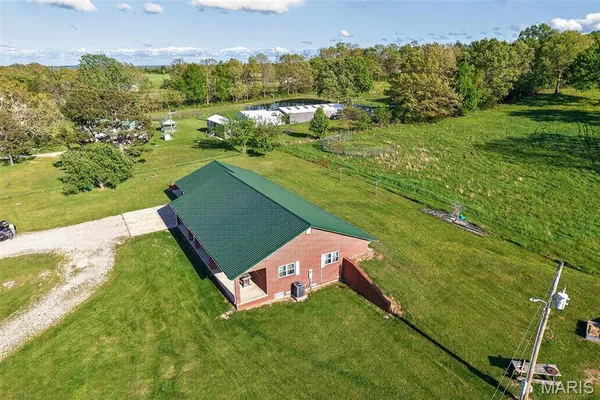$429,999 | 23856 Dove Road, Lebanon, MO 65536