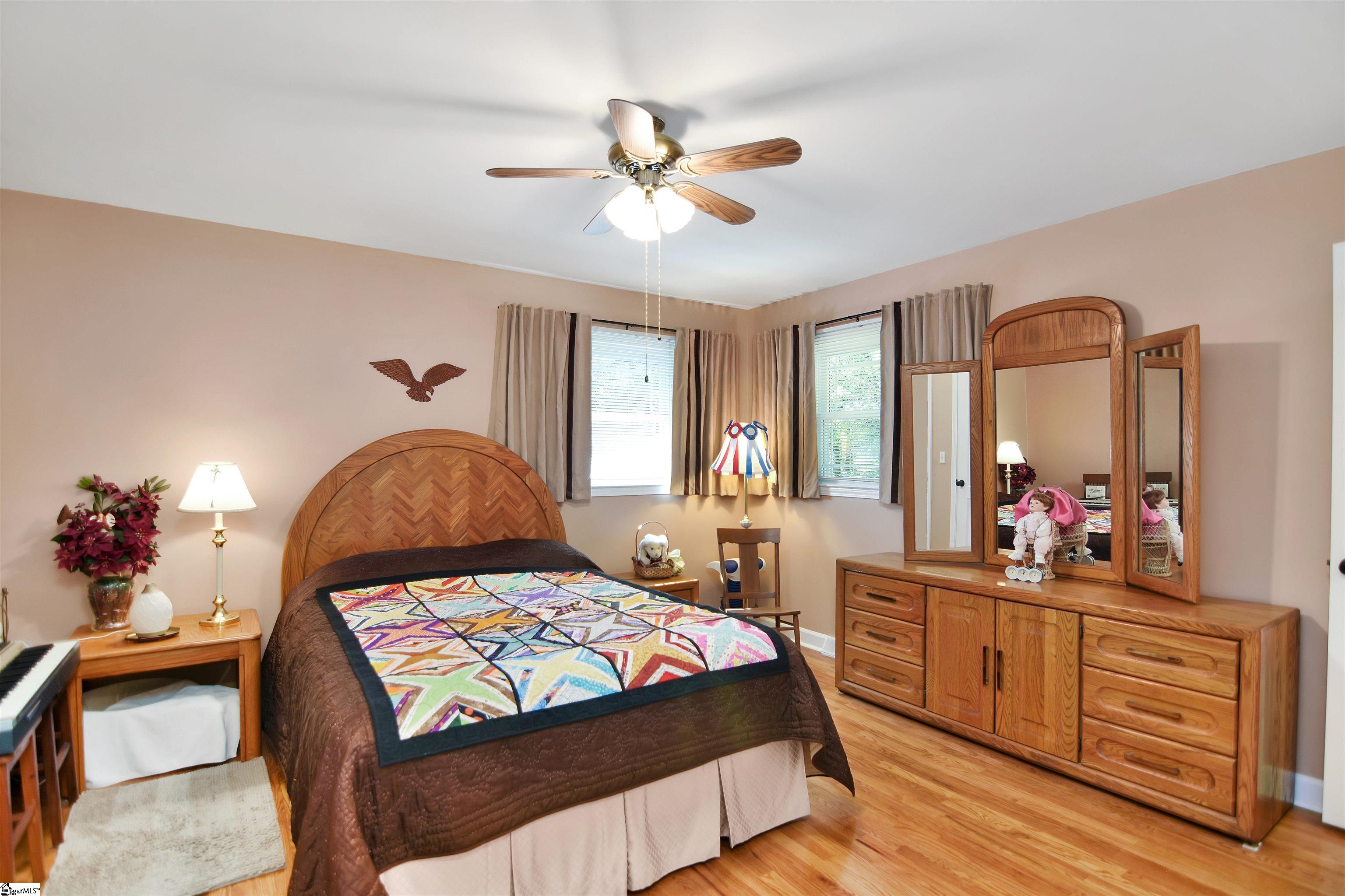 201 East Standing Springs Road Simpsonville, SC 29680 - Photo 14 of 37