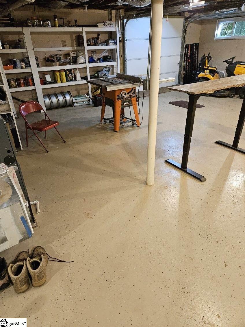 201 East Standing Springs Road Simpsonville, SC 29680 - Photo 23 of 37