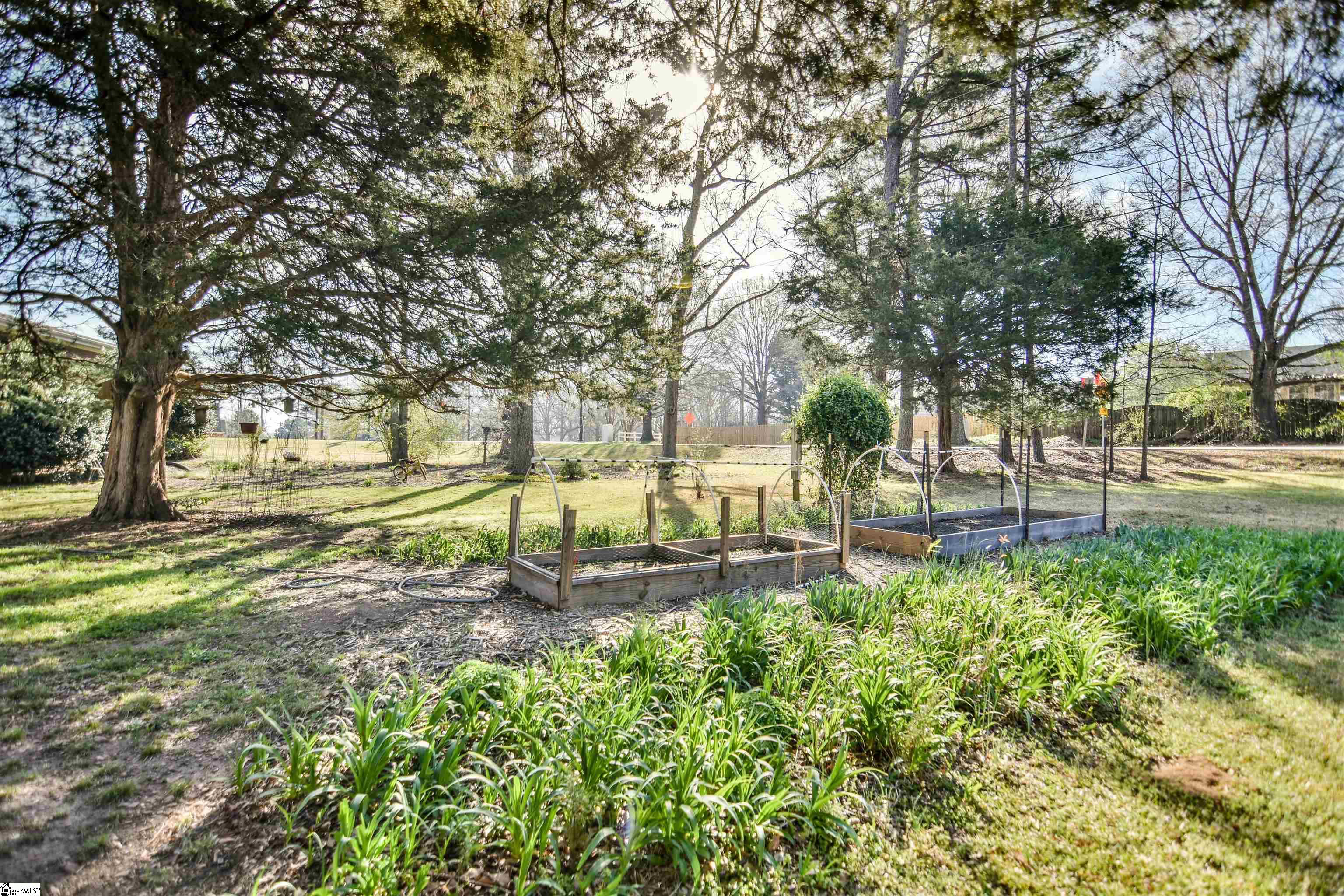 201 East Standing Springs Road Simpsonville, SC 29680 - Photo 3 of 37