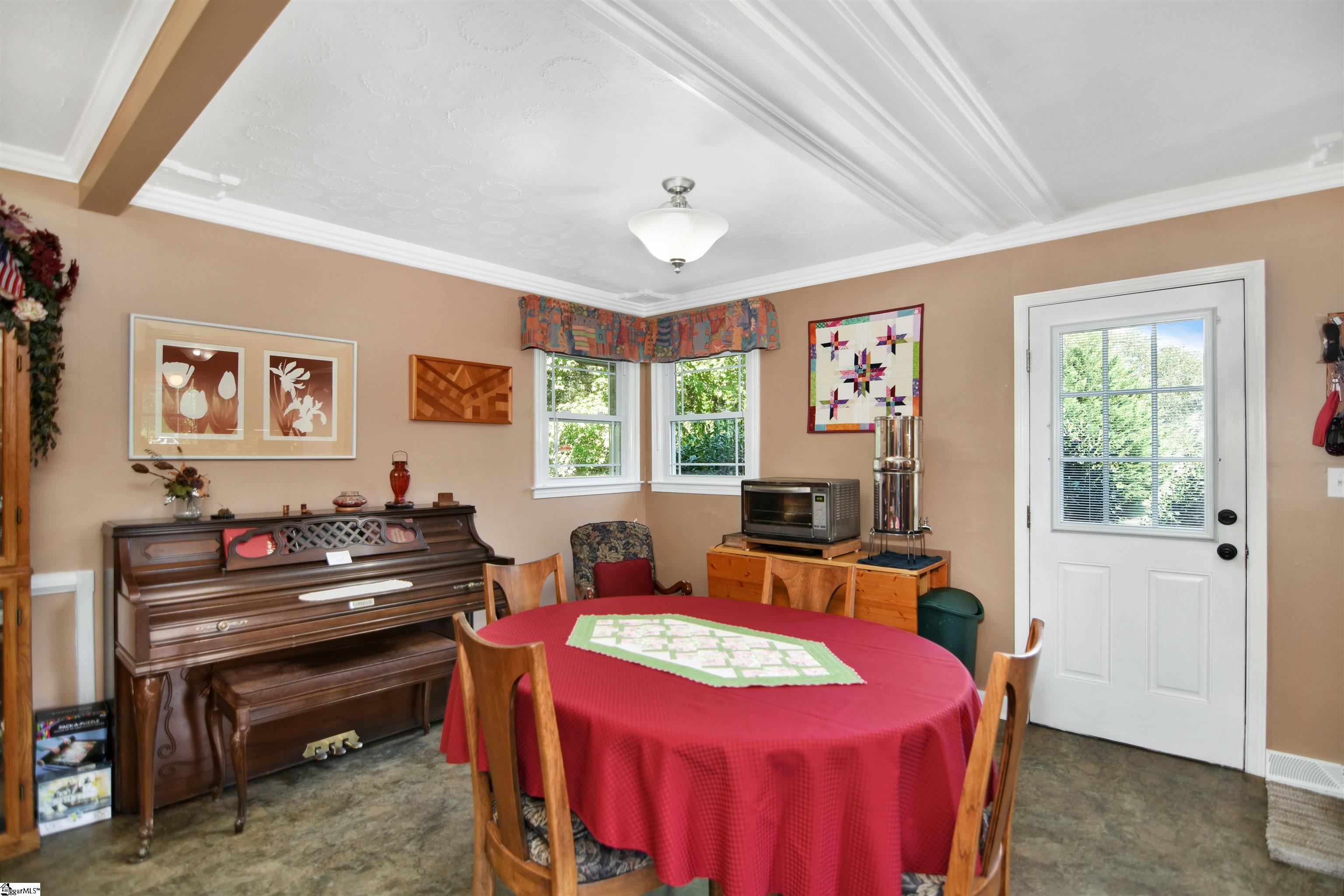 201 East Standing Springs Road Simpsonville, SC 29680 - Photo 7 of 37