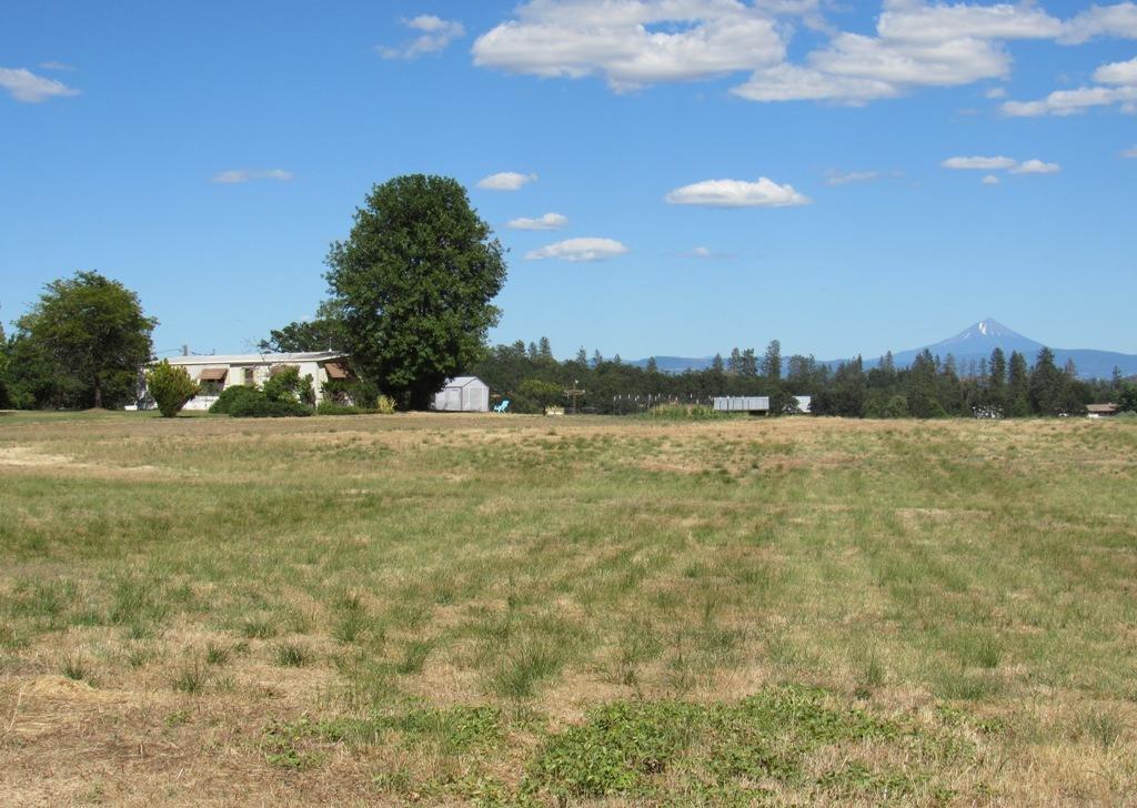 8640 Ramsey Road Gold Hill, OR 97525 - Photo 3 of 20 Additional Photo