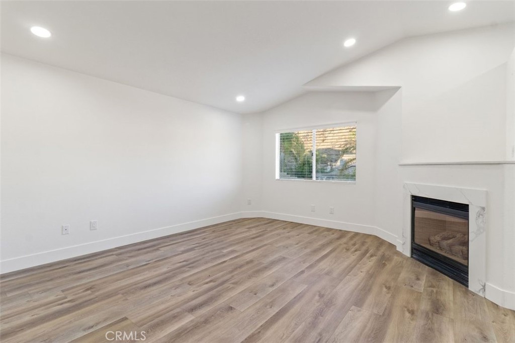 14439 Grandifloras Road Canyon Country, CA 91387 - Photo 22 of 45 Master Bedroom