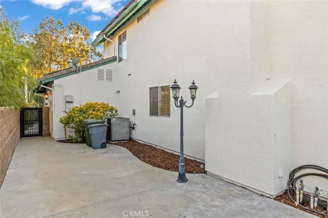 $1,100,000 | 14439 Grandifloras Road, Canyon Country, CA 91387