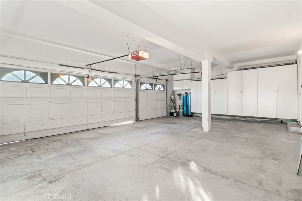 14439 Grandifloras Road Canyon Country, CA 91387 - Photo 44 of 44 a view of a garage