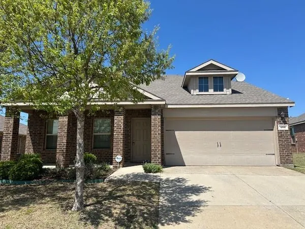 $2,200 | 406 Andalusian Trail, Celina, TX 75009