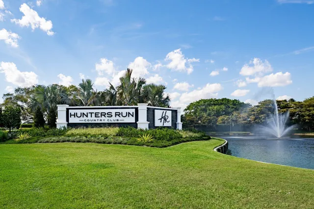 $474,900 | 14 Oaks Lane, Boynton Beach, FL 33436