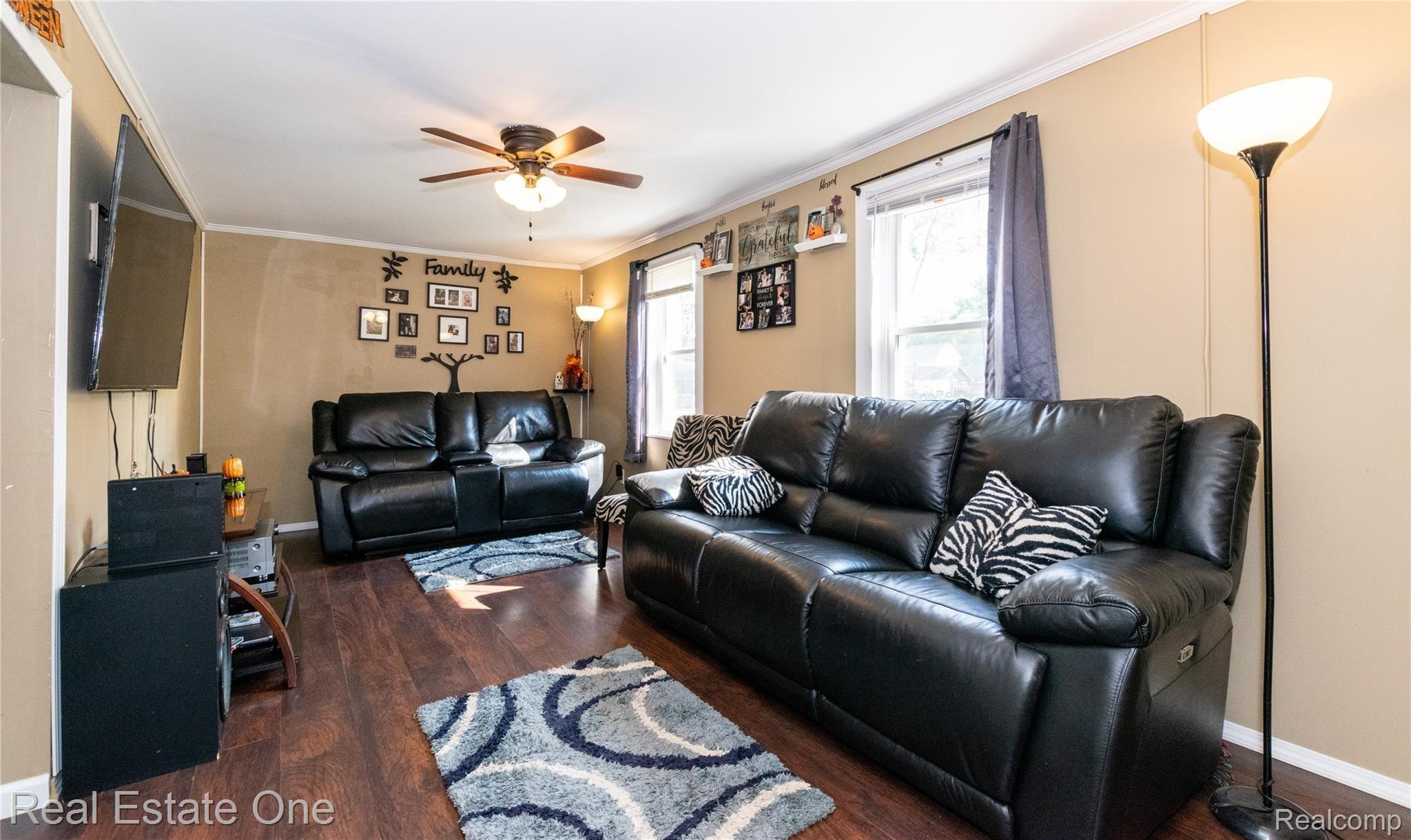 117 North Conklin Road Lake Orion, MI 48362 - Photo 13 of 24 117Conklin-7.jpg