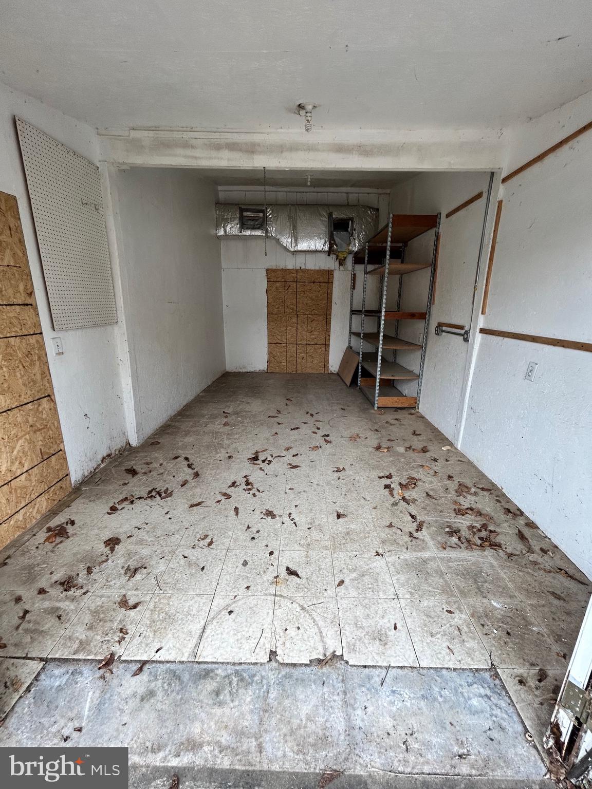 1710 Lower Rocky Dale Road Green Lane, PA 18054 - Photo 37 of 43 Garage 2